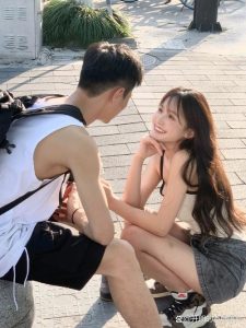 姐弟恋到底靠谱不靠谱?过来人掏心窝子说几句-两性知识丨两性健康--你想了解的我都知道
